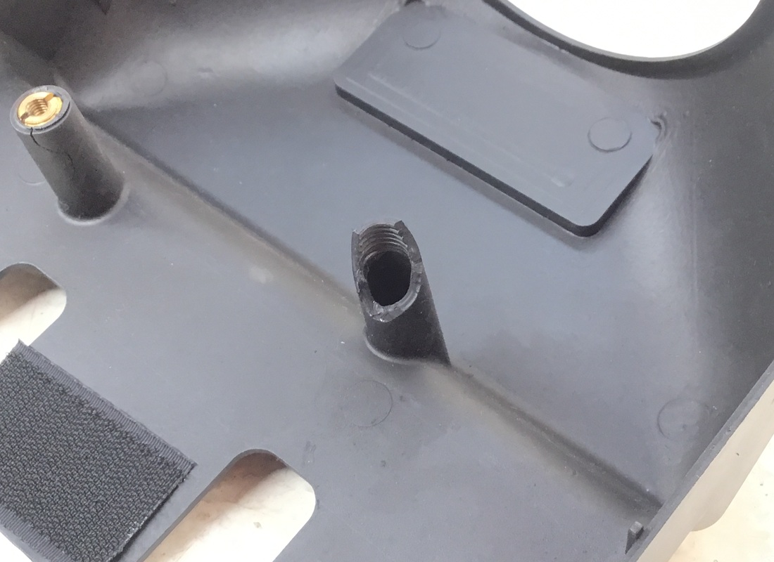 usato ferrari coperchio superiore per asta dello sterzo. numero parte 65168000 (3)