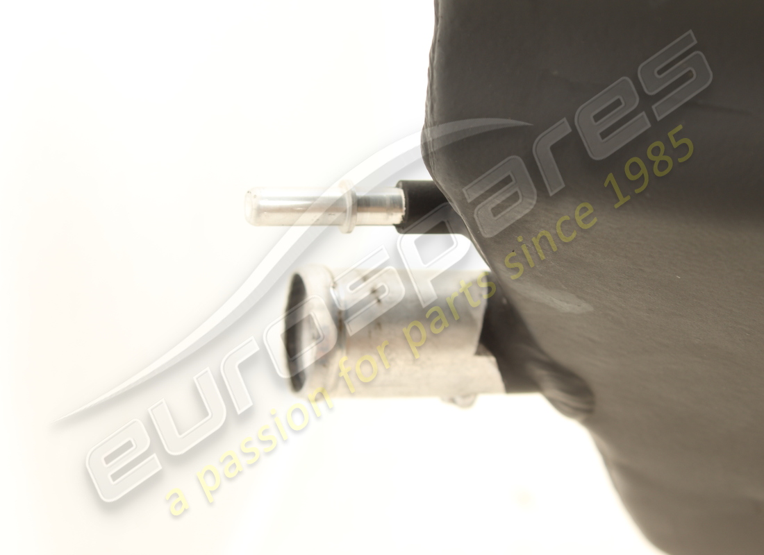 serbatoio carburante dx usato ferrari con tappi e vernice e ammortizzatori di vibrazioni. numero parte 326606 (2)