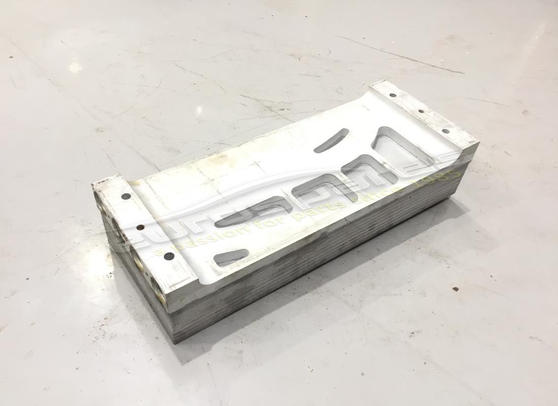 SCAMBIATORE DI CALORE Ferrari USATO. NUMERO PARTE 309825 (1)