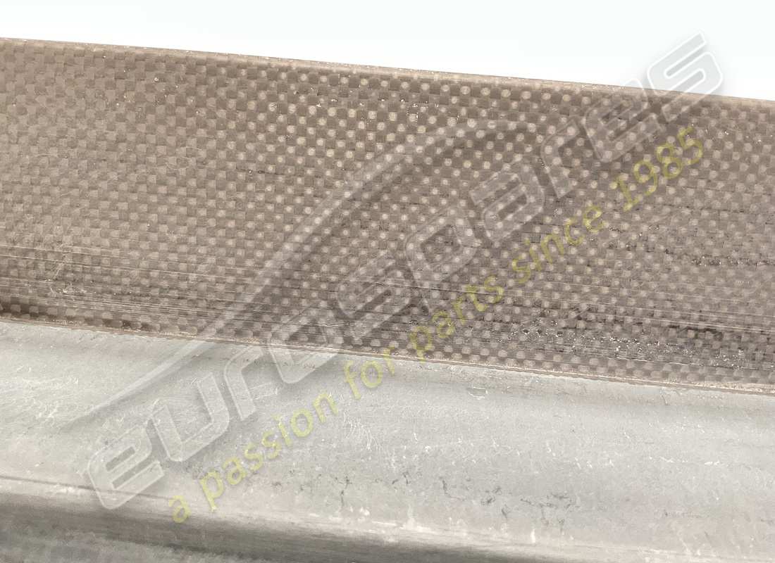 nuovo ferrari rivestimento sottoporta dx. numero parte 83261200 (3)