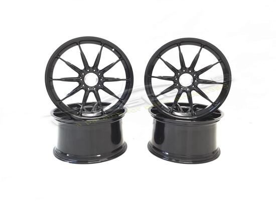 nuovo lamborghini set ruote huracan con bloccaggio centrale (bastet nero lucido) codice articolo 4t0099304a