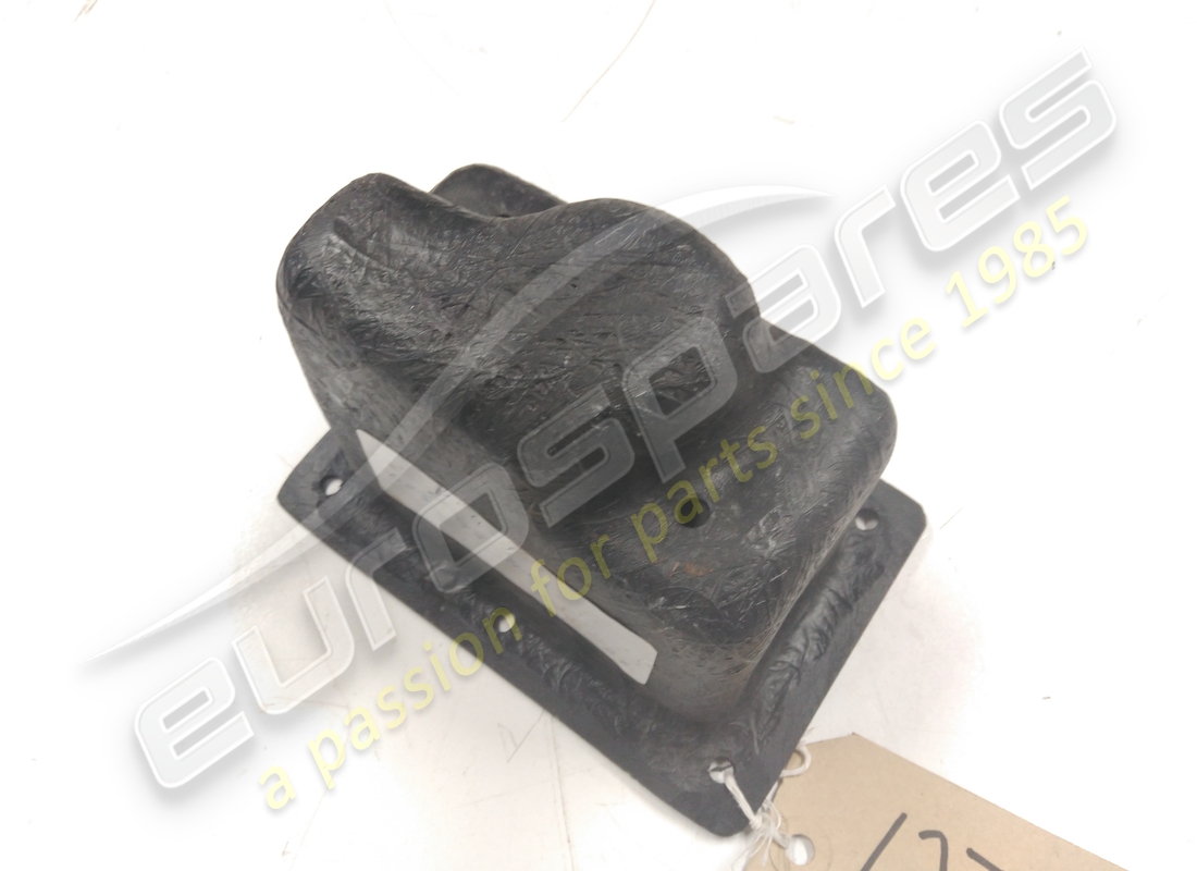 nuovo supporto ferrari. numero parte 62398800 (3)