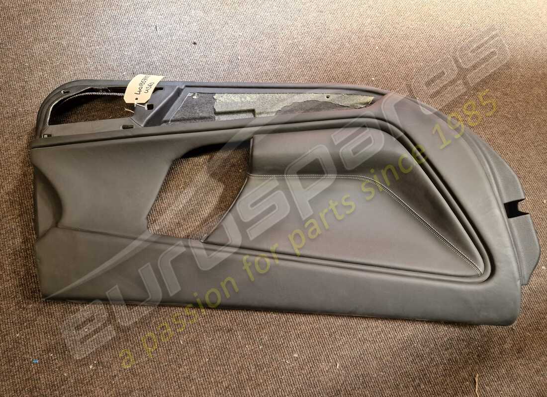 PANNELLO DI RIVESTIMENTO DELLA PORTIERA USATO Lamborghini . NUMERO PARTE 401867105G (1)