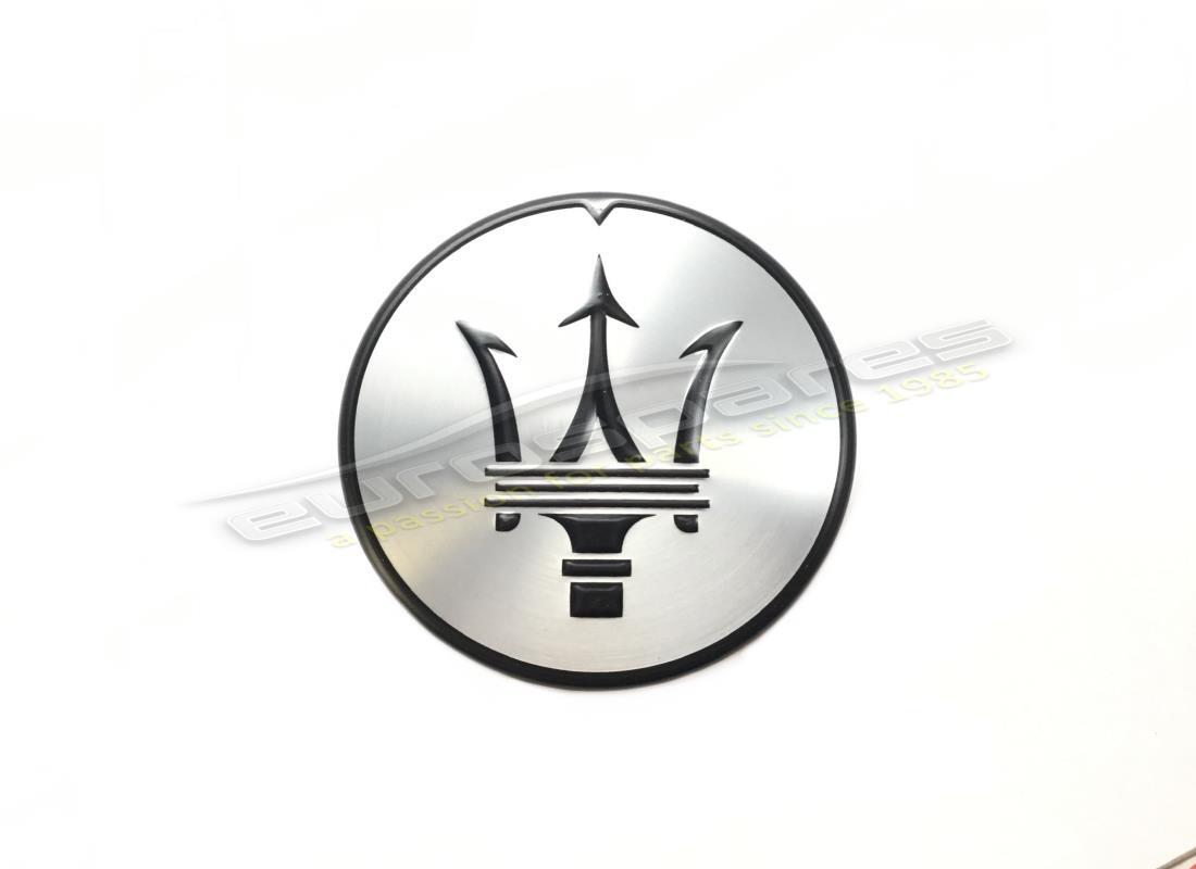 nuovo maserati stemma ruota grigio opaco. numero parte 670149988 (1)