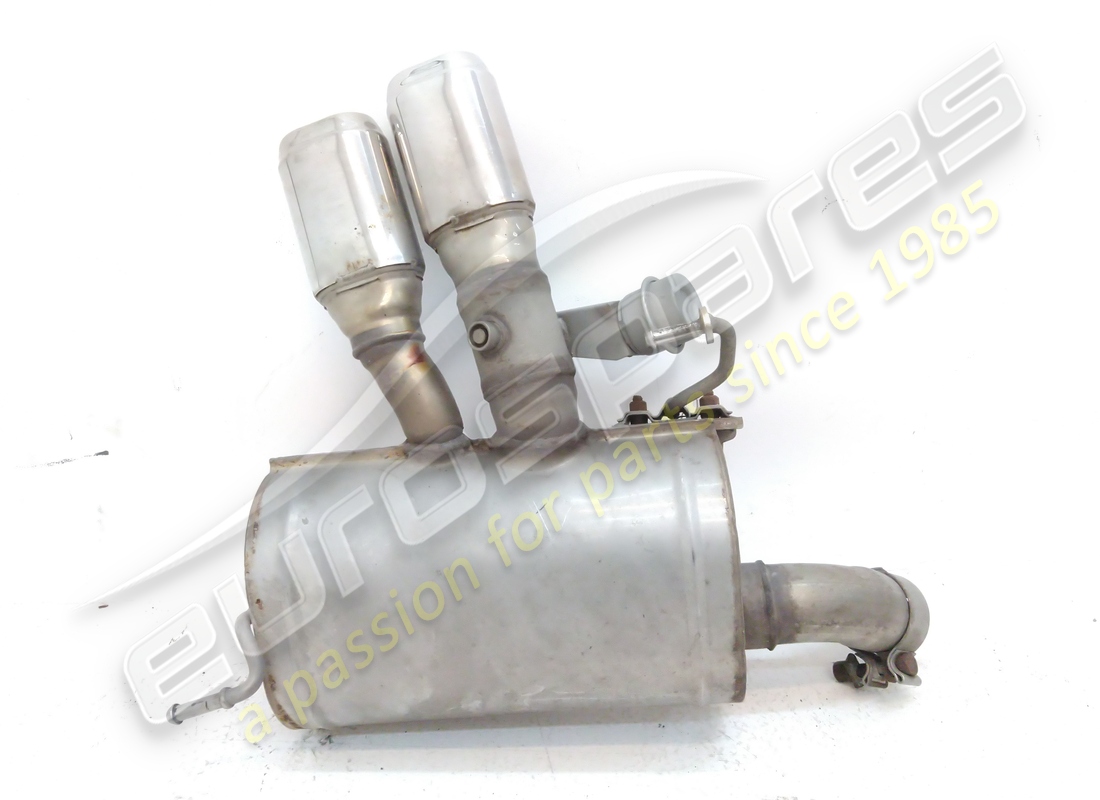 maserati silenziatore posteriore destro usato. numero parte 204479 (3)