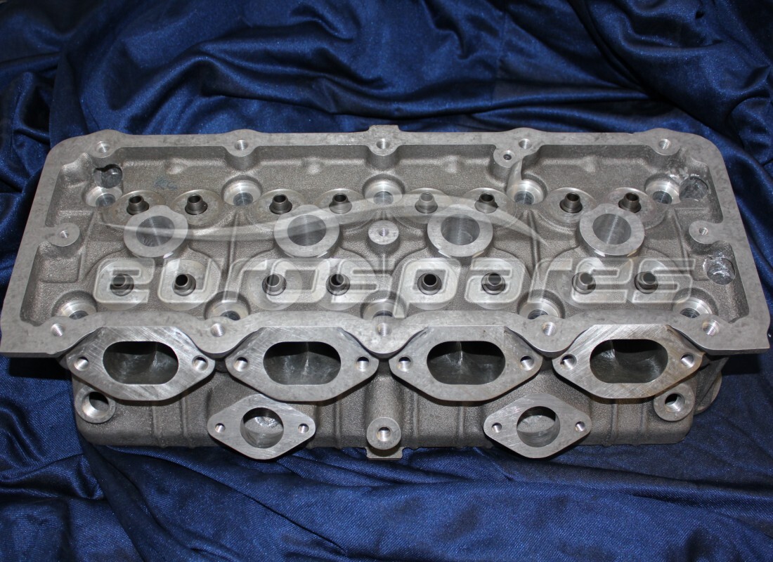 nuova maserati testa cilindro sx. numero parte 390650003 (1)