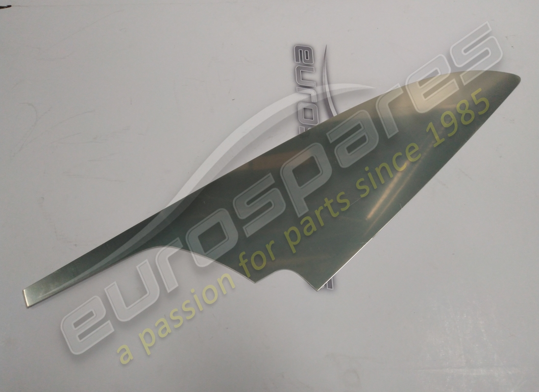nuova (altra) copertura lamborghini. numero parte 407827340b (2)