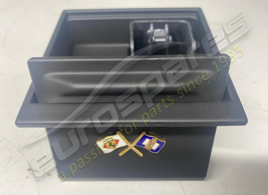 nuovo posacenere ferrari. numero parte 67505800 (3)