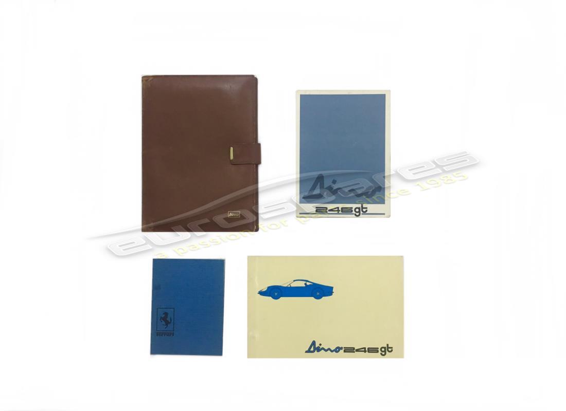 SET DI BUSTE MANUALI MANUALI COMPLETE ORIGINALI DINO Ferrari 246 USATE. NUMERO PARTE 9599001400 (1)