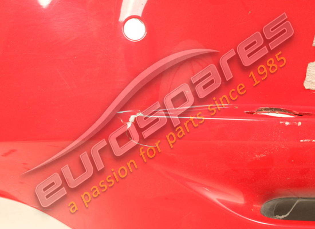 paraurti posteriore ferrari usato. numero parte 86637810 (4)