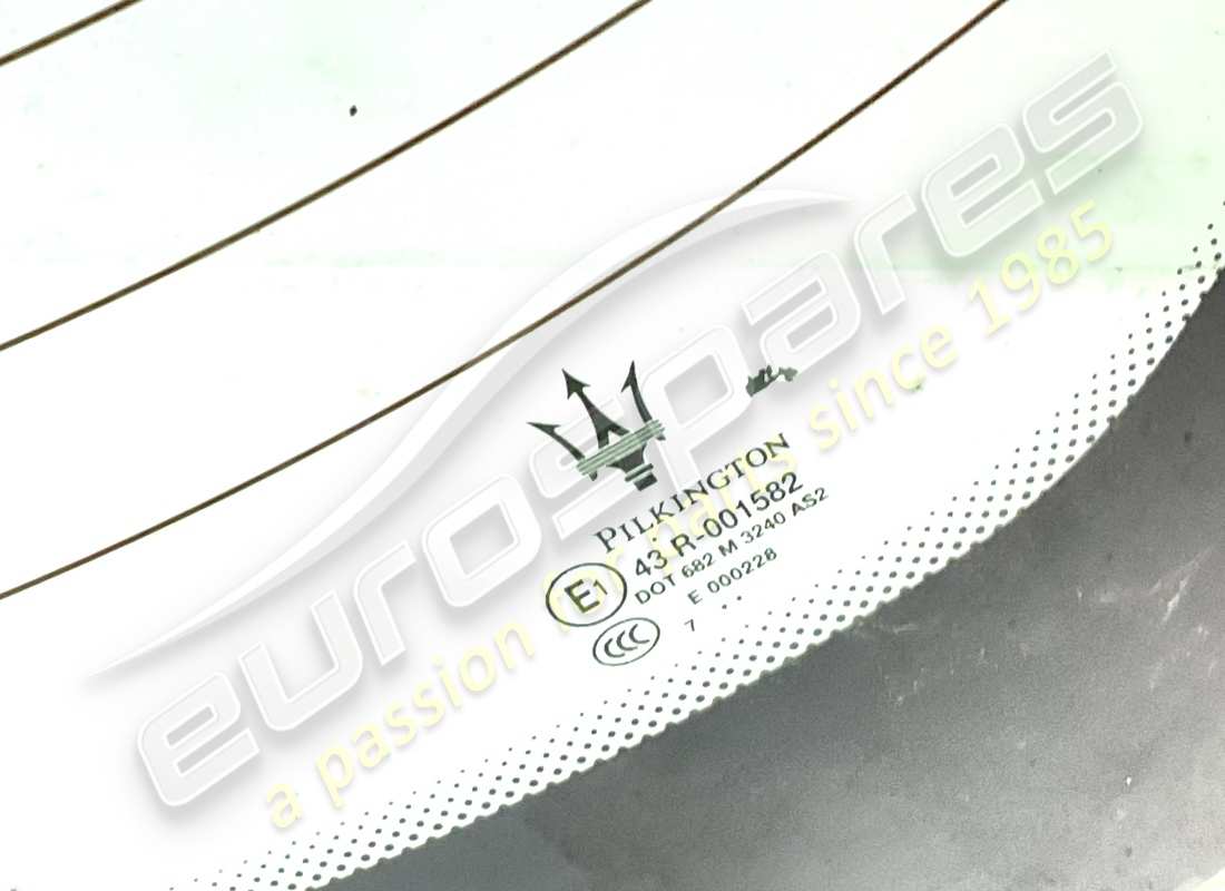 maserati vetro del lunotto posteriore usato. numero parte 68881600 (2)