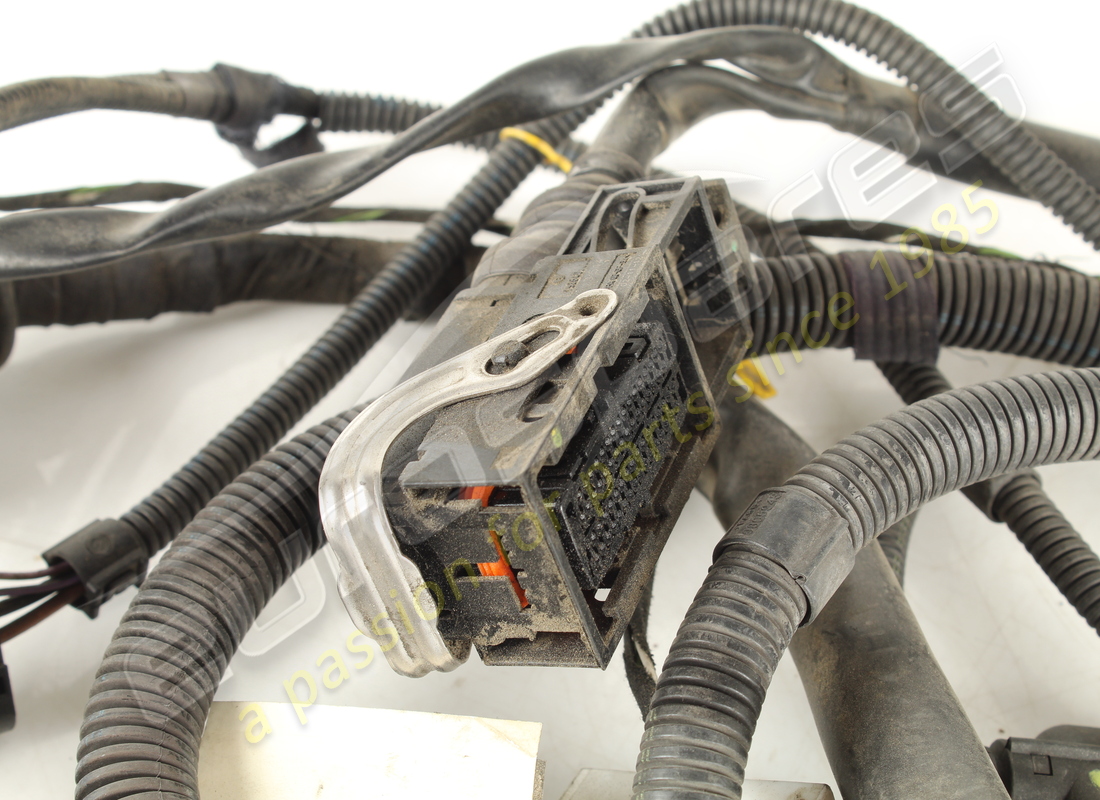 CAVI DI COLLEGAMENTO USATI FERRARI PER LH EN. NUMERO PARTE 200842 (3) cavi di collegamento usati ferrari per lh en. numero parte 200842 (3)