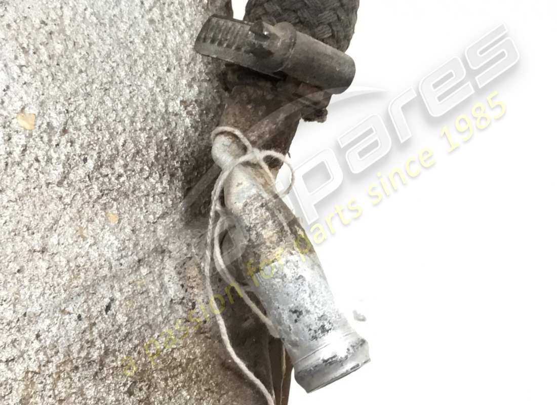 serbatoio carburante sinistro ferrari danneggiato. numero parte 119140 (2)