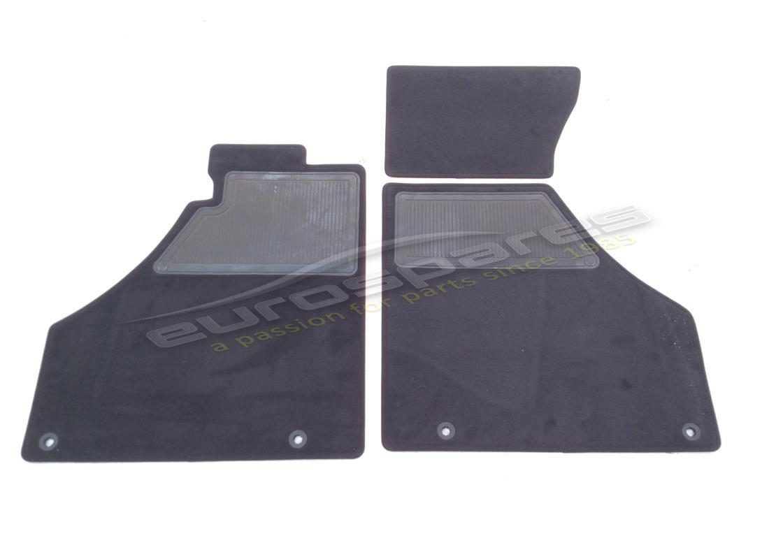 nuovo ferrari lhd mobile tappeti set nero. numero parte 68936690 (1)