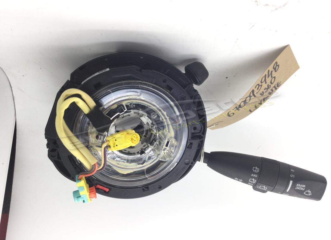 INTERRUTTORE PIANTONE DELLO STERZO USATO Maserati. NUMERO PARTE 670093948 (1)