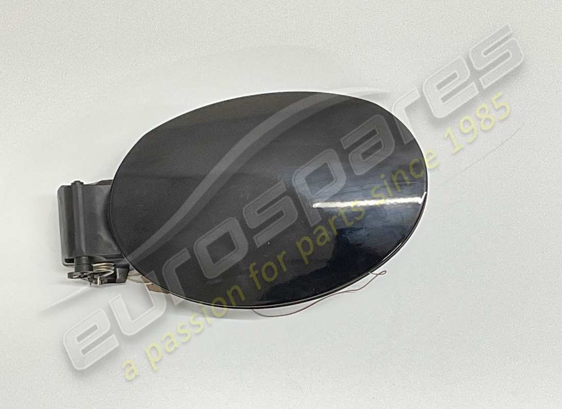 PIASTRA DI MONTAGGIO RIEMPIMENTO CARBURANTE Maserati USATA. NUMERO PARTE 670009376 (1)