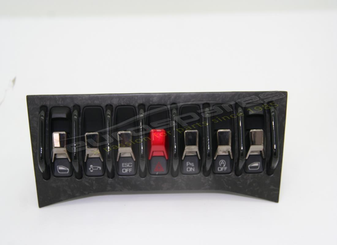 STAFFA INTERRUTTORE Lamborghini USATA. NUMERO PARTE 4T0941567DQ (1)