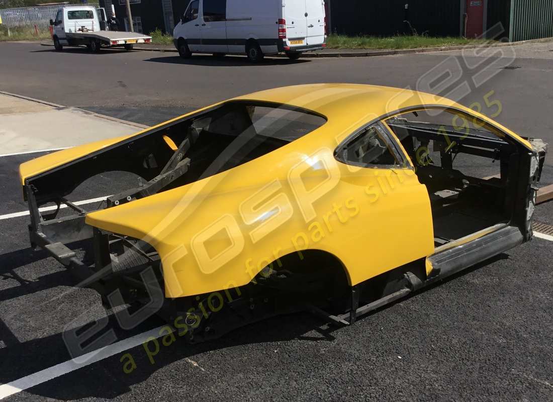 ferrari scocca gialla con guida a sinistra usata. numero parte 900040702 (4)