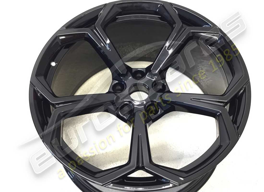 ruota posteriore lamborghini ricondizionata. numero parte 4ml601025q (2)