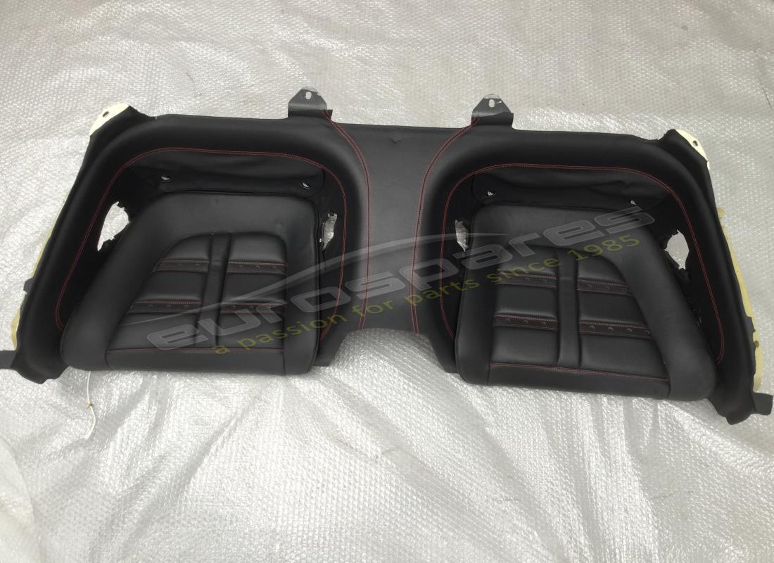 RIVESTIMENTO SEDILE POSTERIORE Ferrari USATO. NUMERO PARTE 83949900 (1)