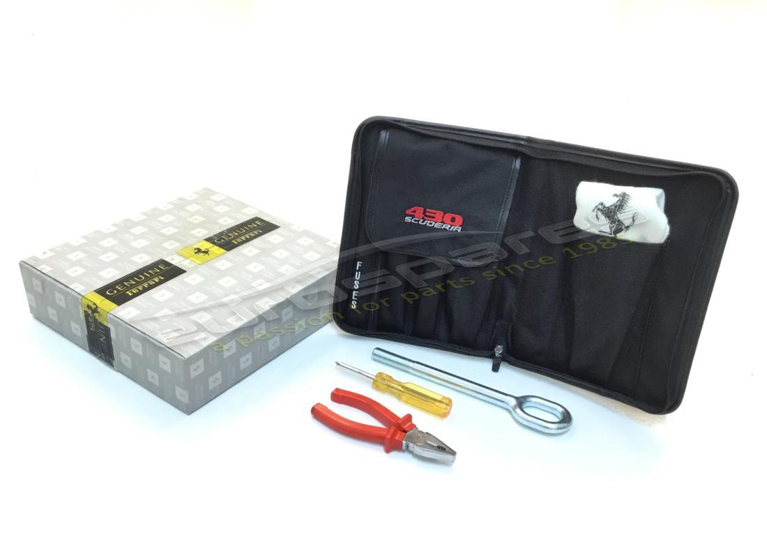 nuova ferrari borsa kit attrezzi completa. numero parte 244310 (1)