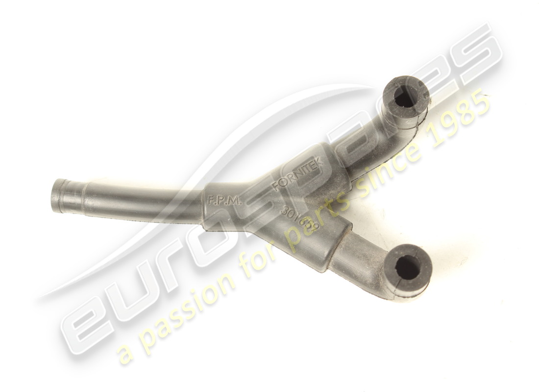 TUBO Ferrari 3-WAY USATO. NUMERO PARTE 260248 (1)