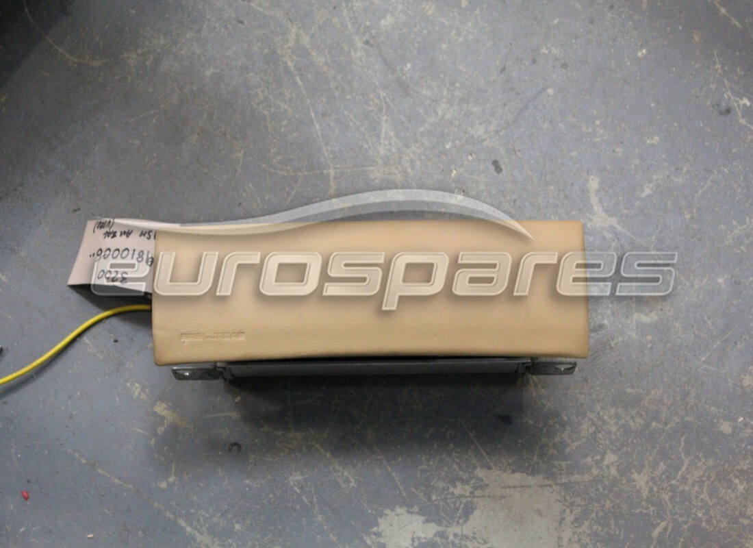 AIRBAG LATO PASSEGGERO USATO Maserati RHD . NUMERO PARTE 9810006.. (1)