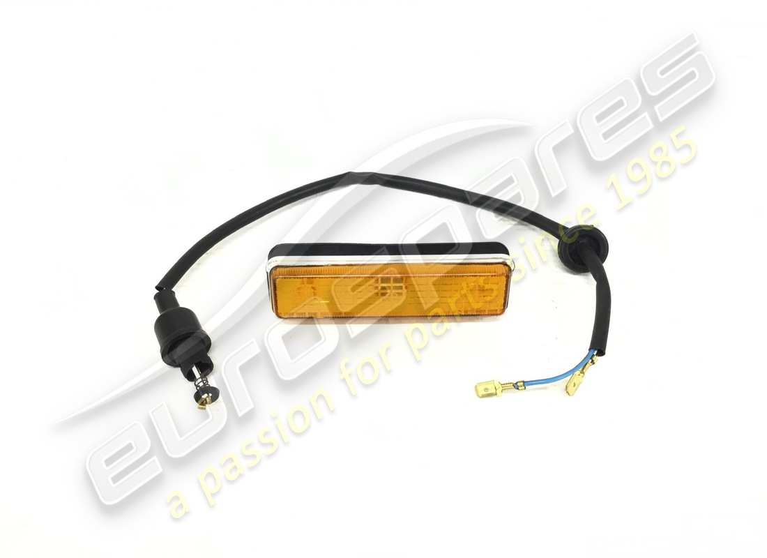 nuovo indicatore di direzione lato maserati. numero parte 373180127 (1)