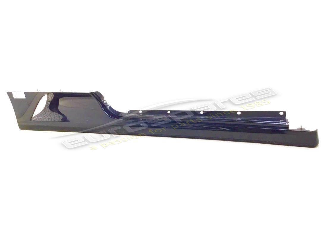 RIVESTIMENTO SOTTOPORTA DX USATO Ferrari . NUMERO PARTE 68020910 (1)