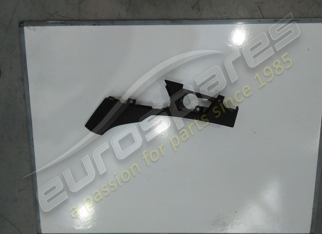 usato lamborghini rivestimento a pilastro dx nero art. pelle. numero parte 4t0867272aqg8 (2)