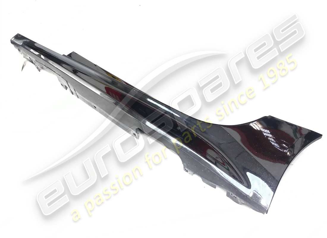 usato ferrari completo rifinitura sottoporta sx. numero parte 85153810 (1)