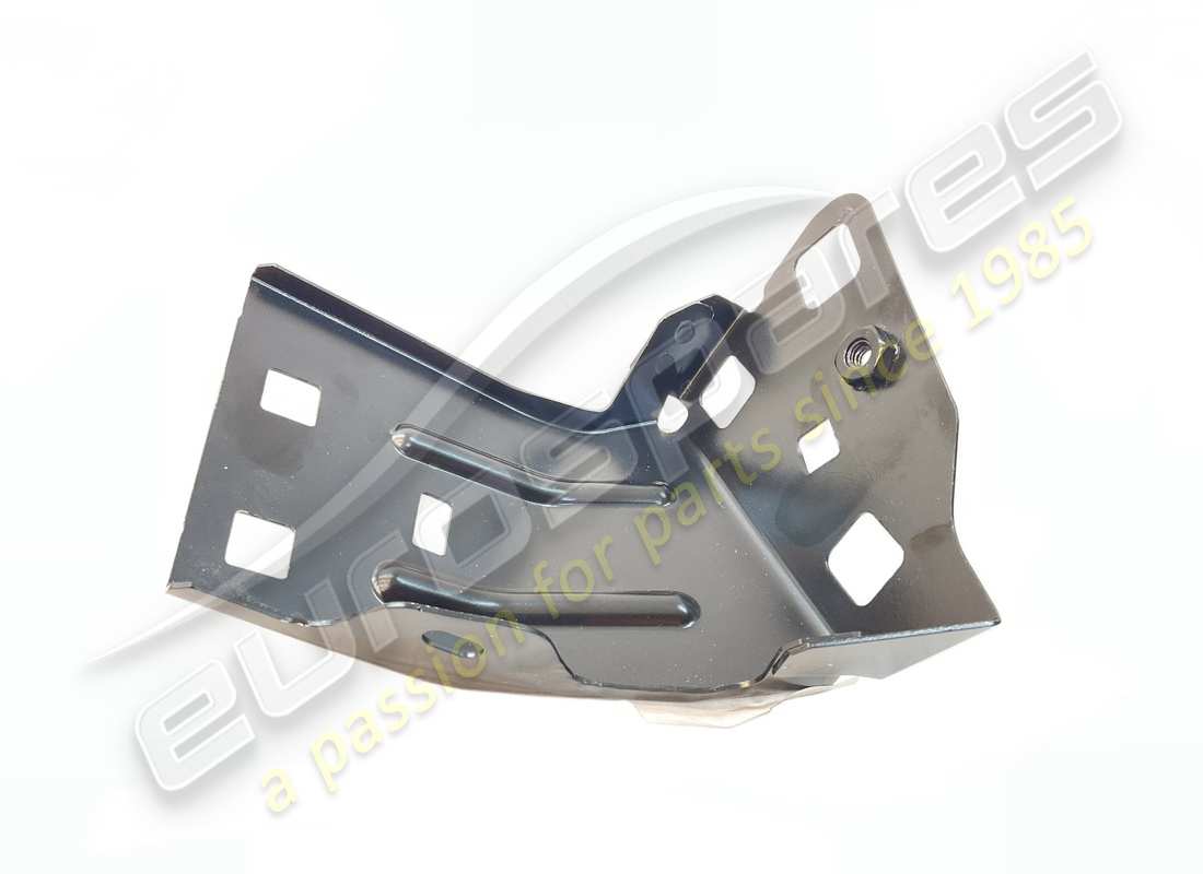 nuova maserati staffa parafango sx. numero parte 673005624 (1)