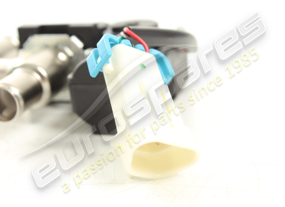 nuova ferrari valvola tgk sx. numero parte 67444900 (4)