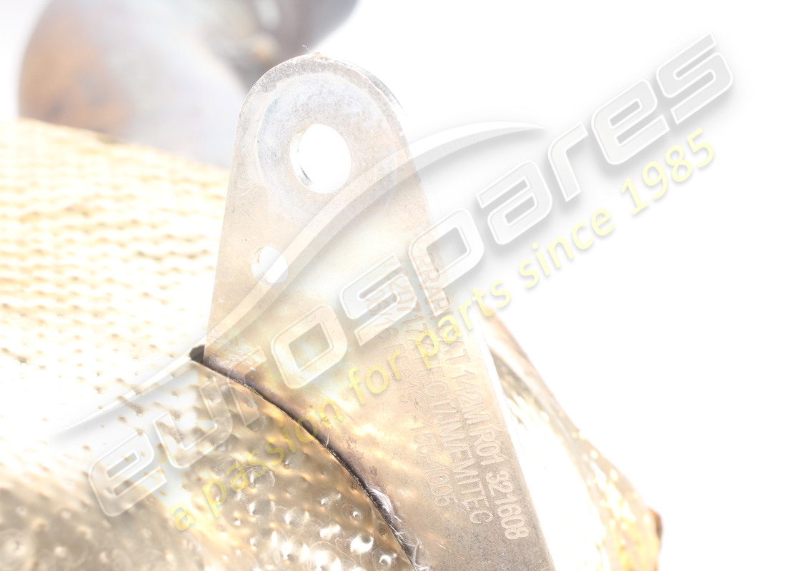 USATO FERRARI CONVERTITORE CATALITICO COMPLETO DX. NUMERO PARTE 321608 (5) usato ferrari convertitore catalitico completo dx. numero parte 321608 (5)