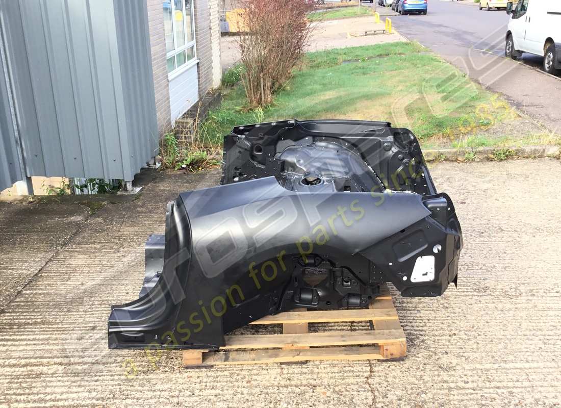 nuovo eurospares telaio posteriore. numero parte eap1373994 (3)
