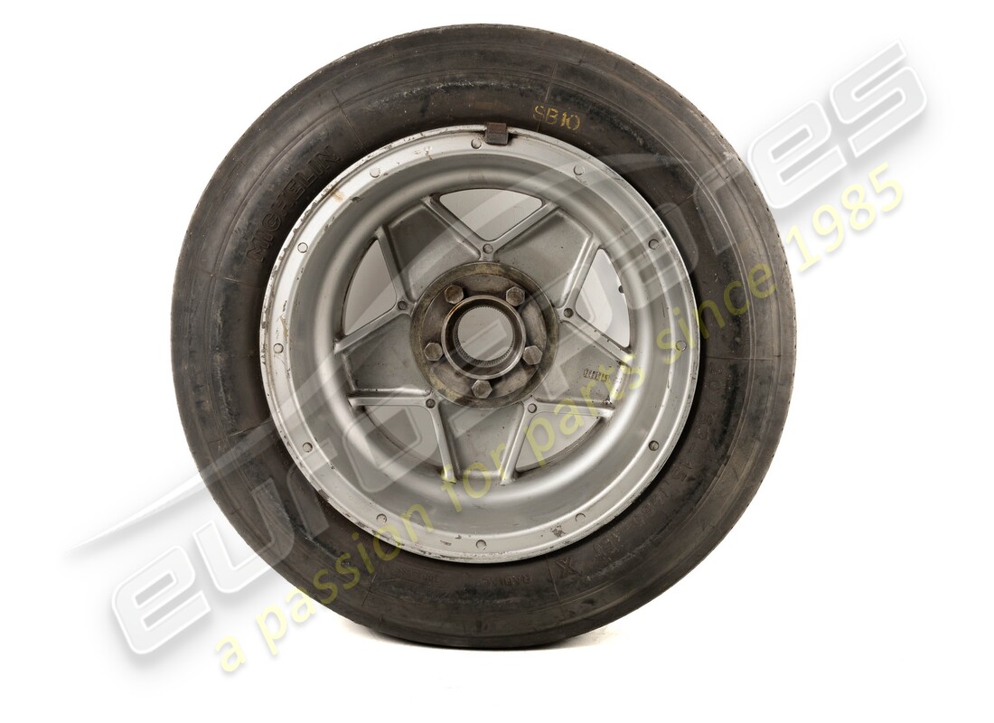 usata ferrari ruota posteriore 9x15. numero parte 109193 (2)