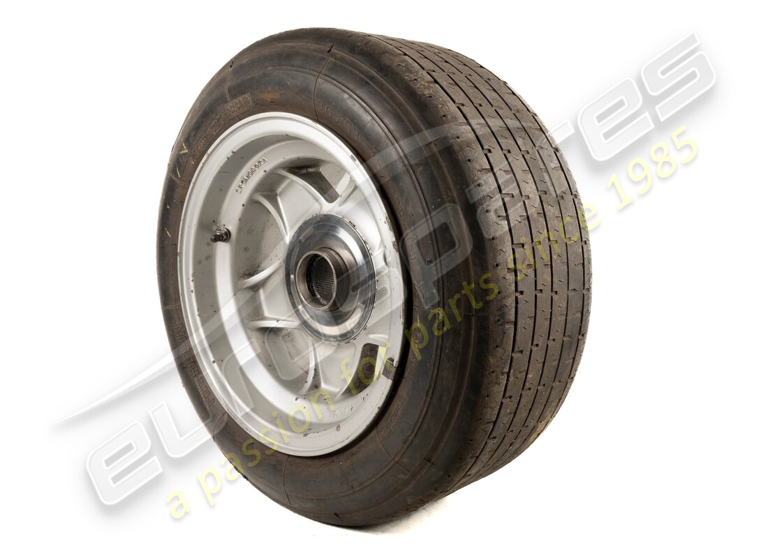 usata ferrari ruota posteriore 9x15. numero parte 109193 (3)
