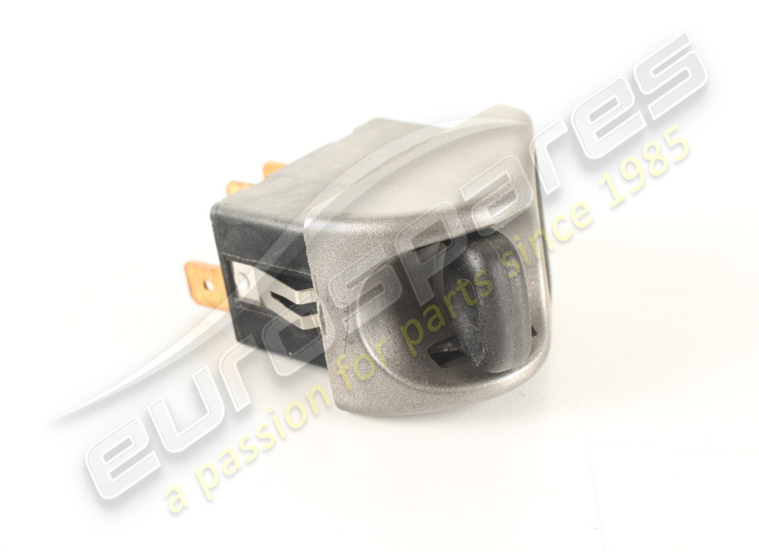 nuovo ferrari interruttore (sportello riempimento carburante). numero parte 153087 (3)