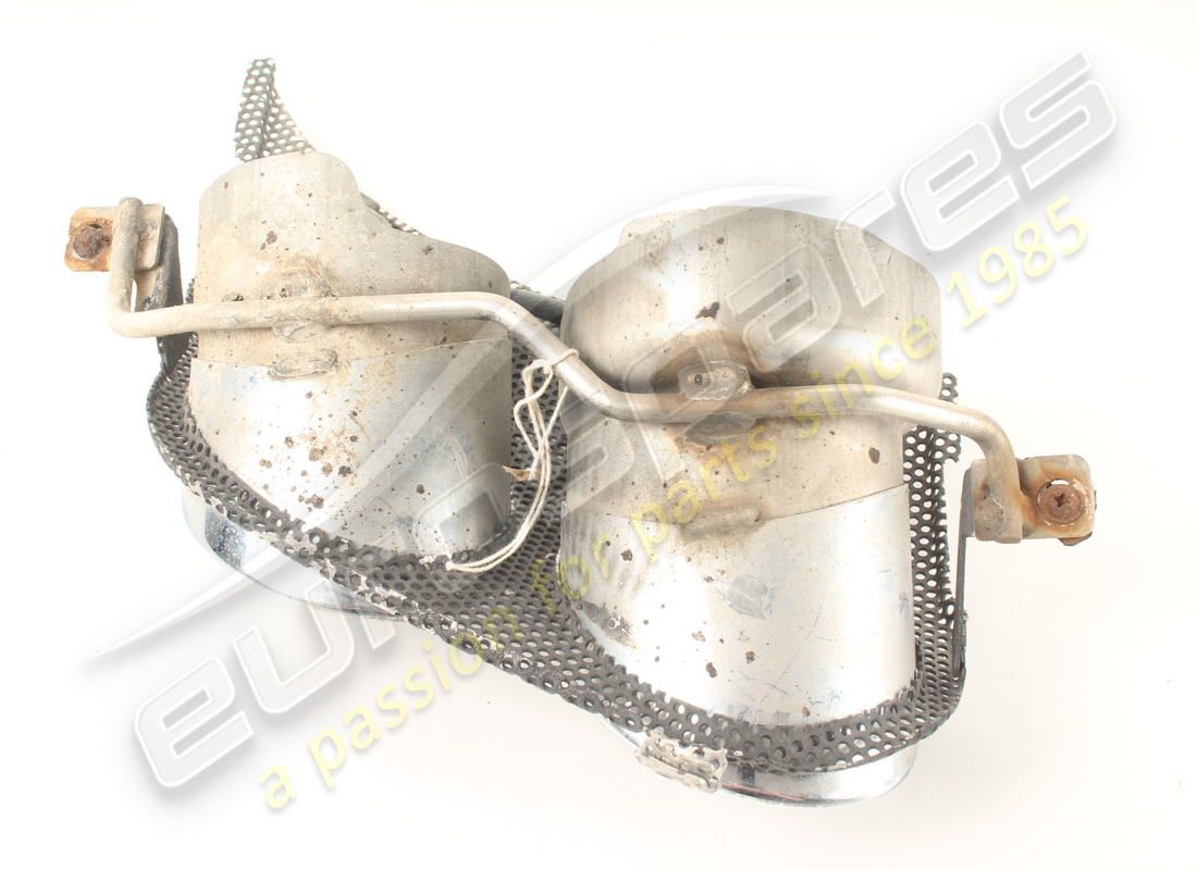 copertura scarico sx usata maserati. numero parte 670104469 (3)