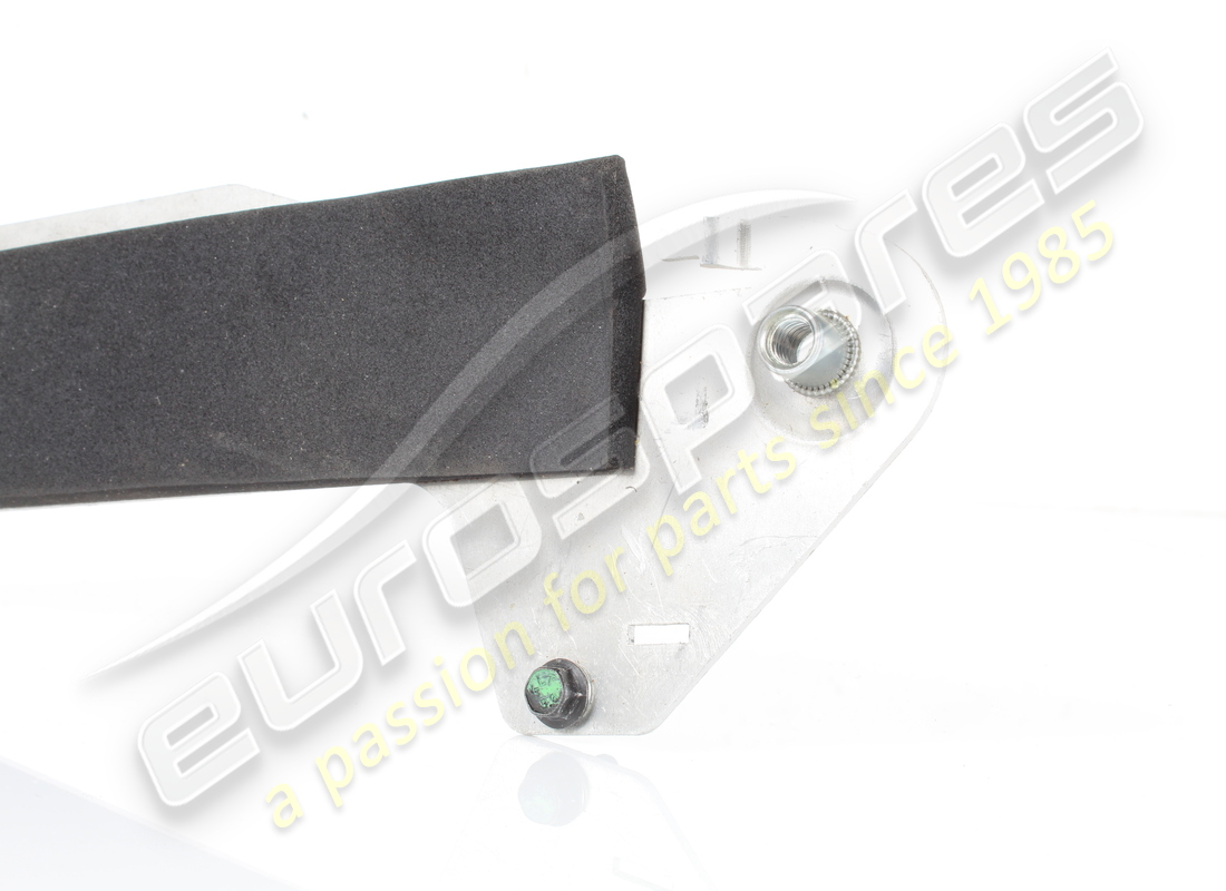 supporto per canister completo usato ferrari. numero parte 304198 (3)