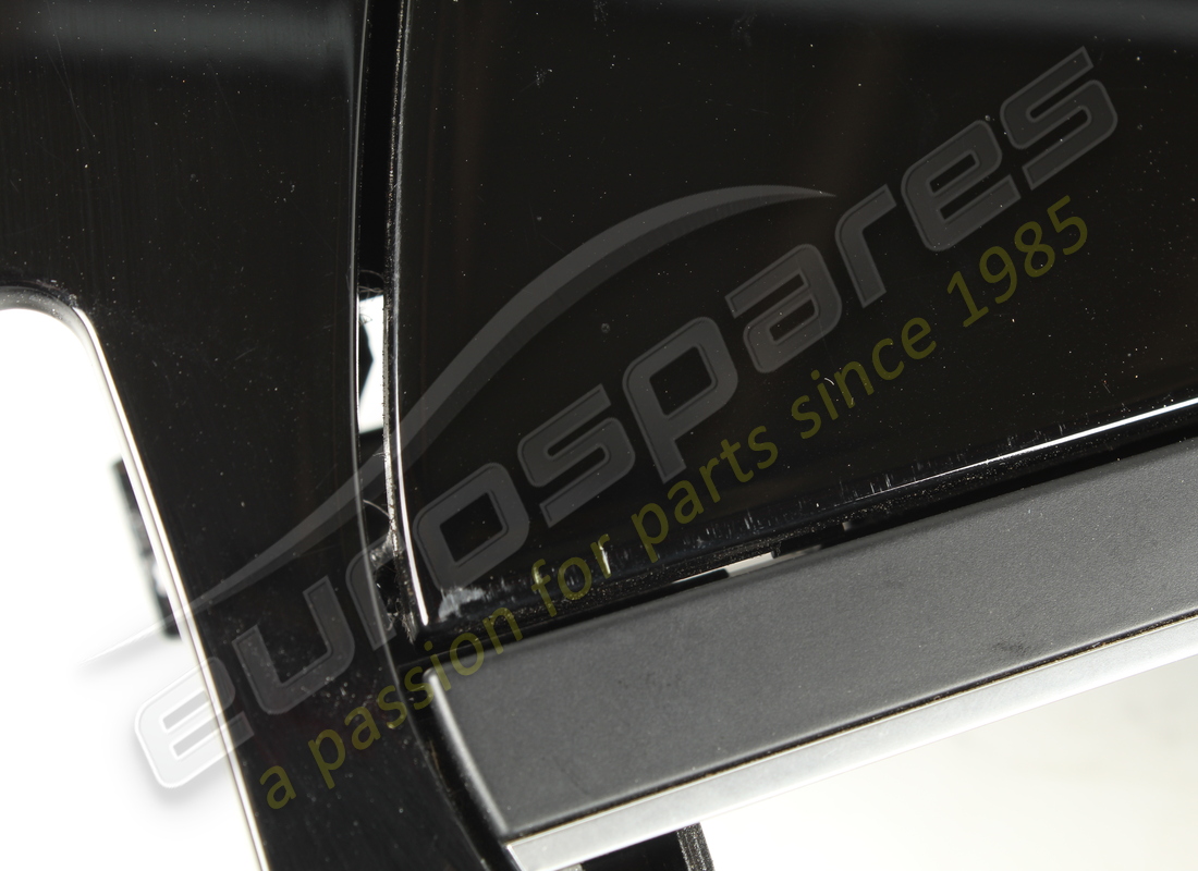 VANO PORTAOGGETTI TUNNEL USATO MASERATI BLA. NUMERO PARTE 673011000 (7) vano portaoggetti tunnel usato maserati bla. numero parte 673011000 (7)