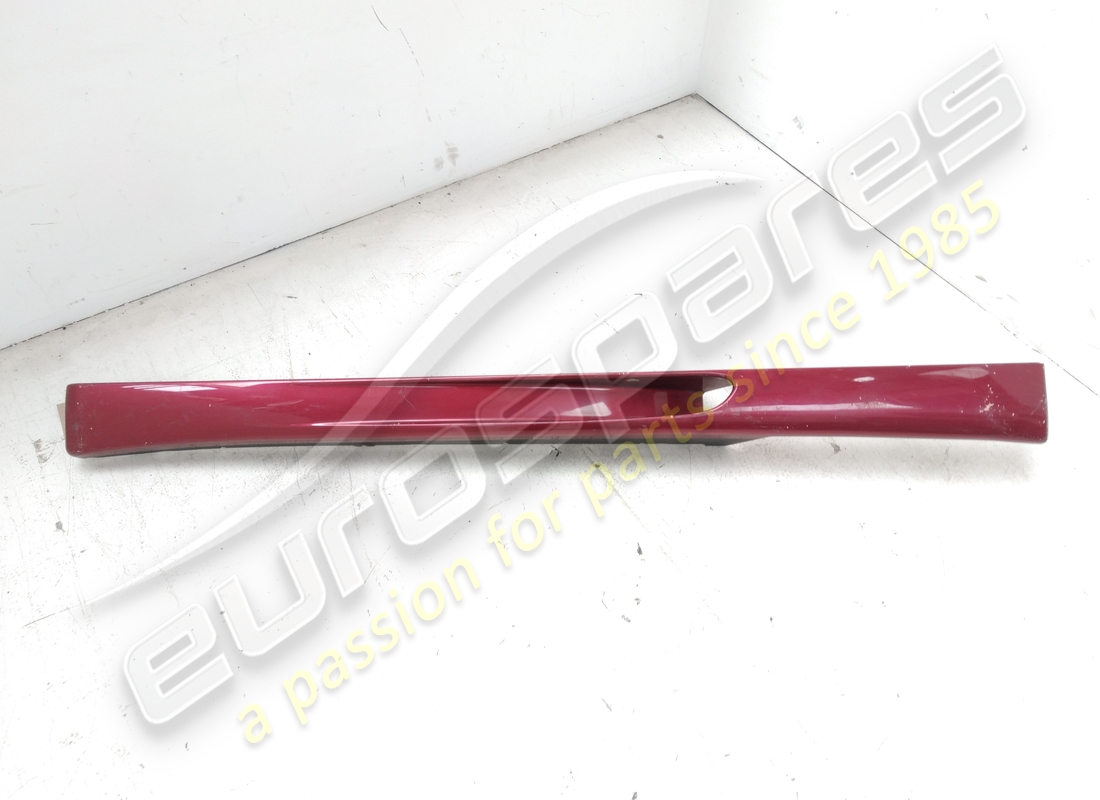 RIVESTIMENTO Ferrari USATO PER MEMBRO LATERALE SX . NUMERO PARTE 64101210 (1)