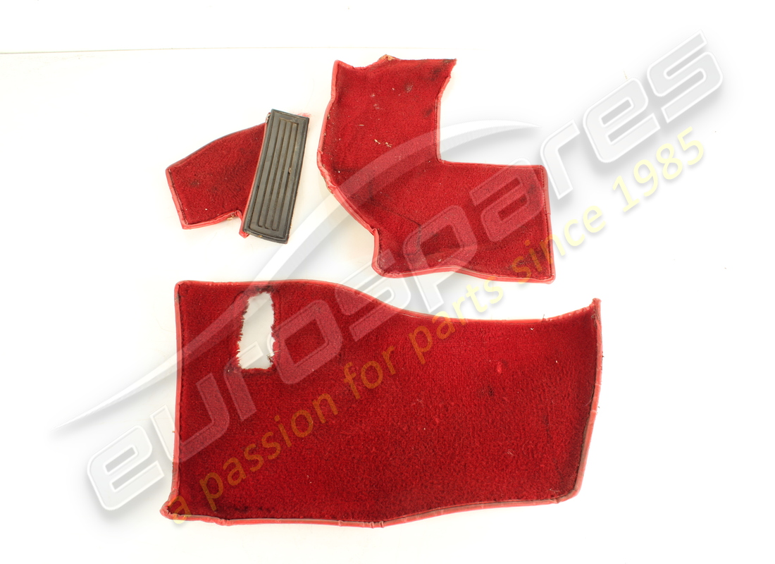 set completo di moquette con guida a sinistra ferrari usato. numero parte 95999003 (11)