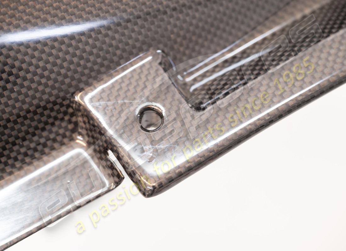 NUOVO (ALTRO) FERRARI PANNELLO POSTERIORE SX - PANNELLO IN CARBONIO. NUMERO PARTE 68615100 (5) nuovo (altro) ferrari pannello posteriore sx - pannello in carbonio. numero parte 68615100 (5)