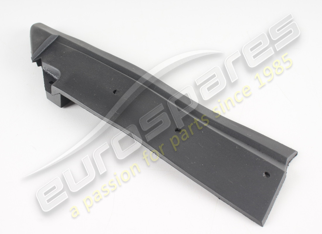 nuova ferrari guarnizione esterna stemma sx. numero parte 64321700 (2)
