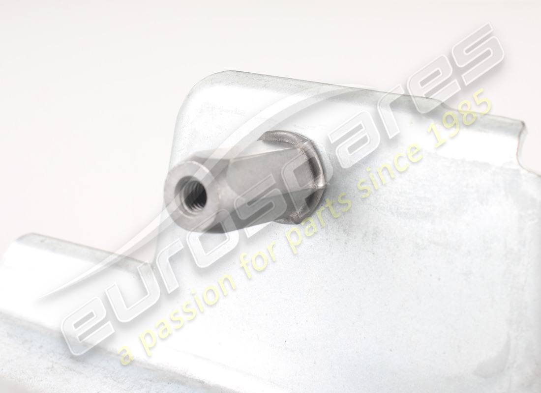 nuovo maserati rinforzo destro. numero parte 80700500 (5)