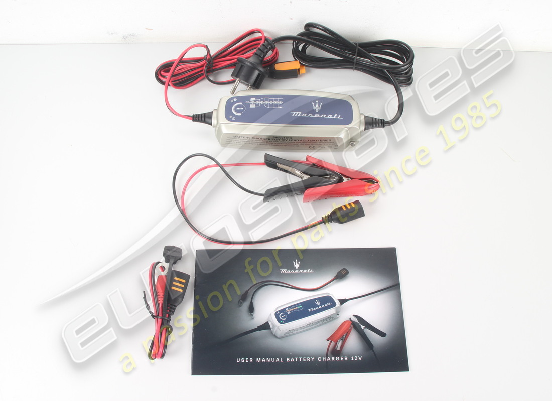 nuovo maserati manutentore caricabatterie nuovo logo eu. numero parte 940001313 (1)