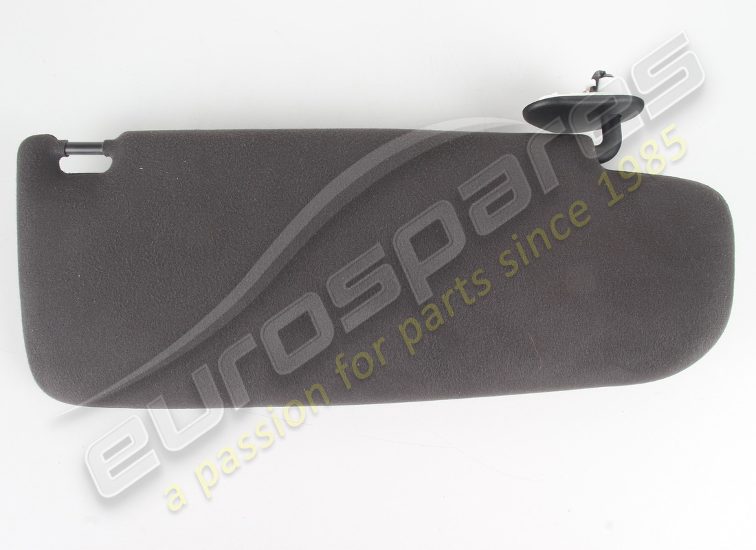 nuova maserati suola riparo sx completa nero. numero parte 670026841 (2)