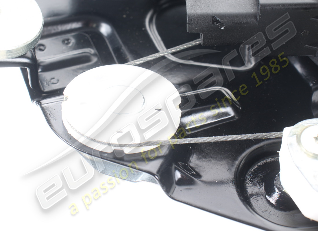 nuovo ferrari alzavetro posteriore destro. numero parte 69845100 (6)