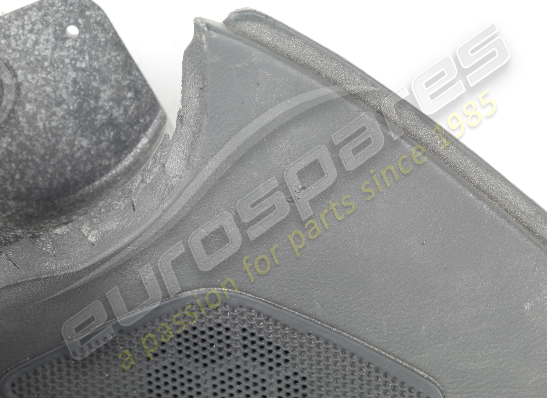 MANIGLIA IN PELLE DX USATA LAMBORGHINI. NUMERO PARTE 400868100C (2) maniglia in pelle dx usata lamborghini. numero parte 400868100c (2)